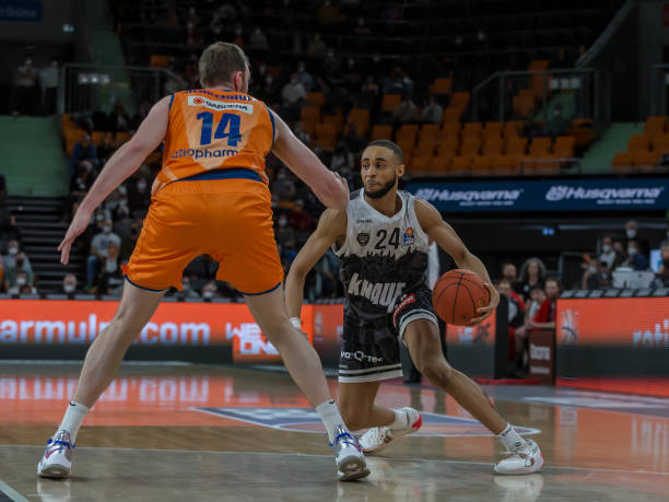 通过篮球改 通过篮球改