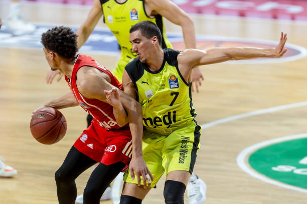 表团在20 表团在20