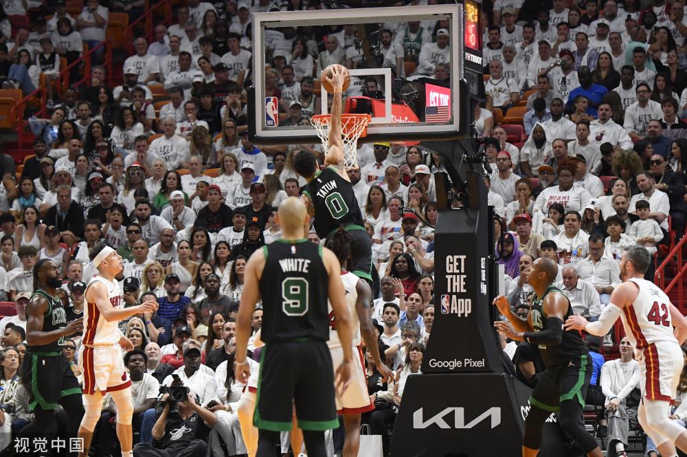 则是球员在 则是球员在